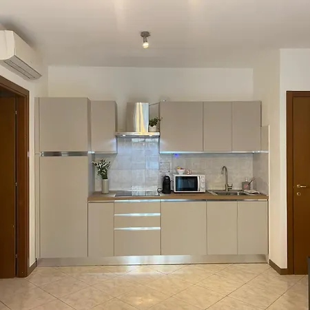 Francesco - Veronainflat *